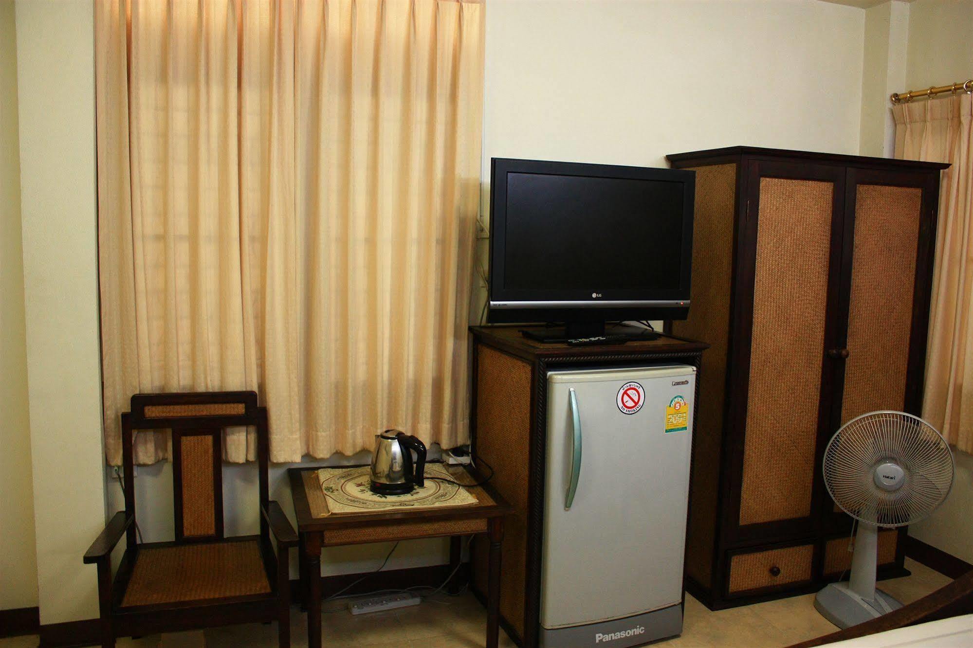 โรงแรมตีฆ้อง - Tri Gong Hotel Chiang Mai Exterior photo