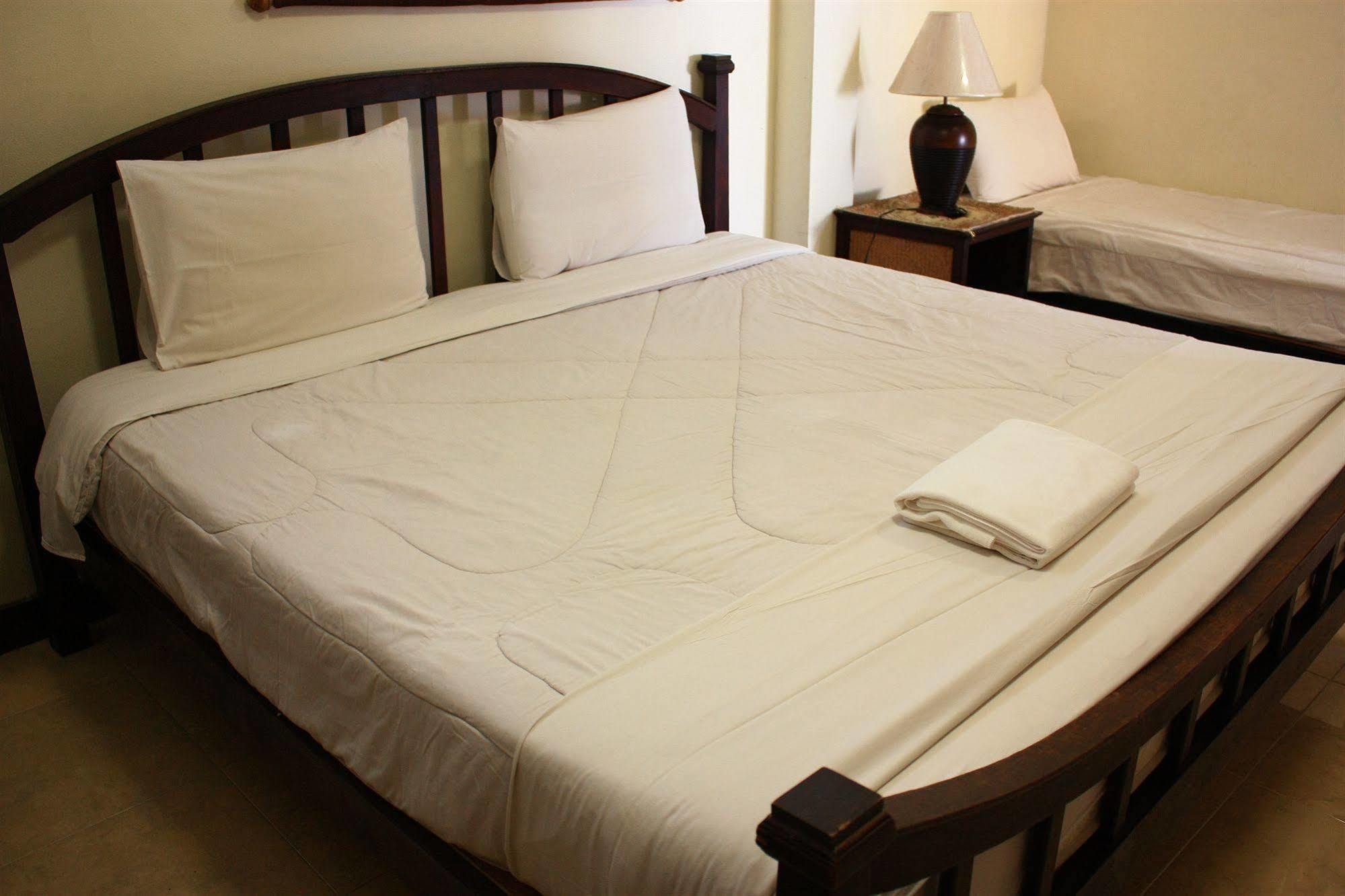 โรงแรมตีฆ้อง - Tri Gong Hotel Chiang Mai Exterior photo